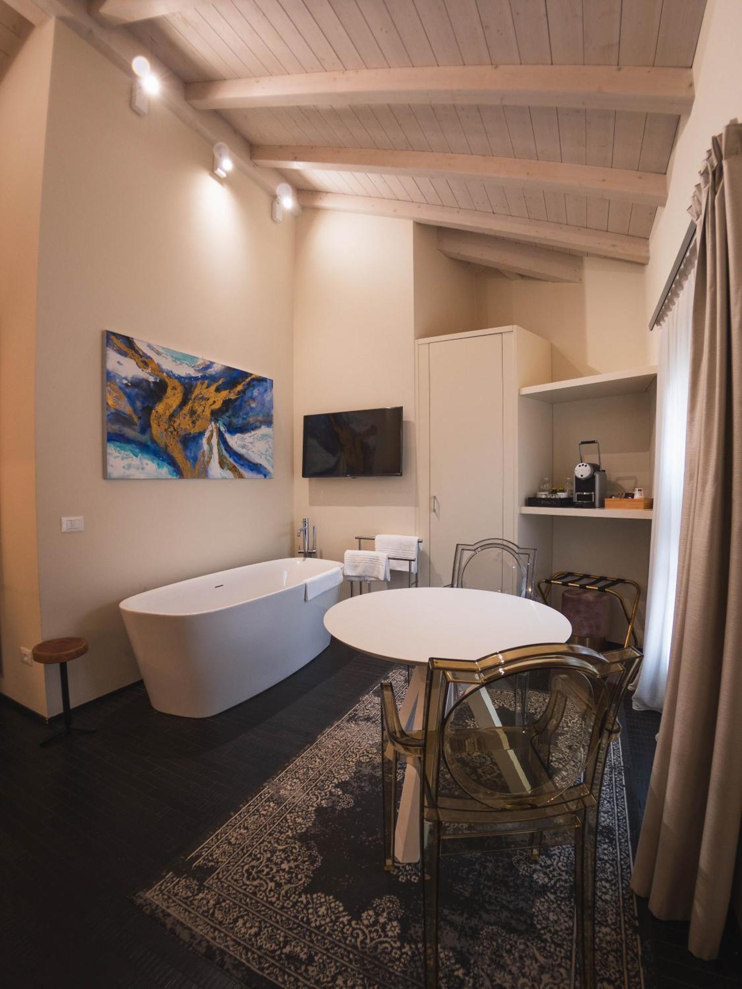 Palazzo Gozzi Bed & Beauty Bed and Breakfast Parma Eksteriør billede